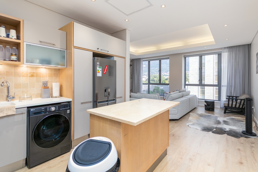 1 Bedroom Property for Sale in Cape Town City Centre Western Cape